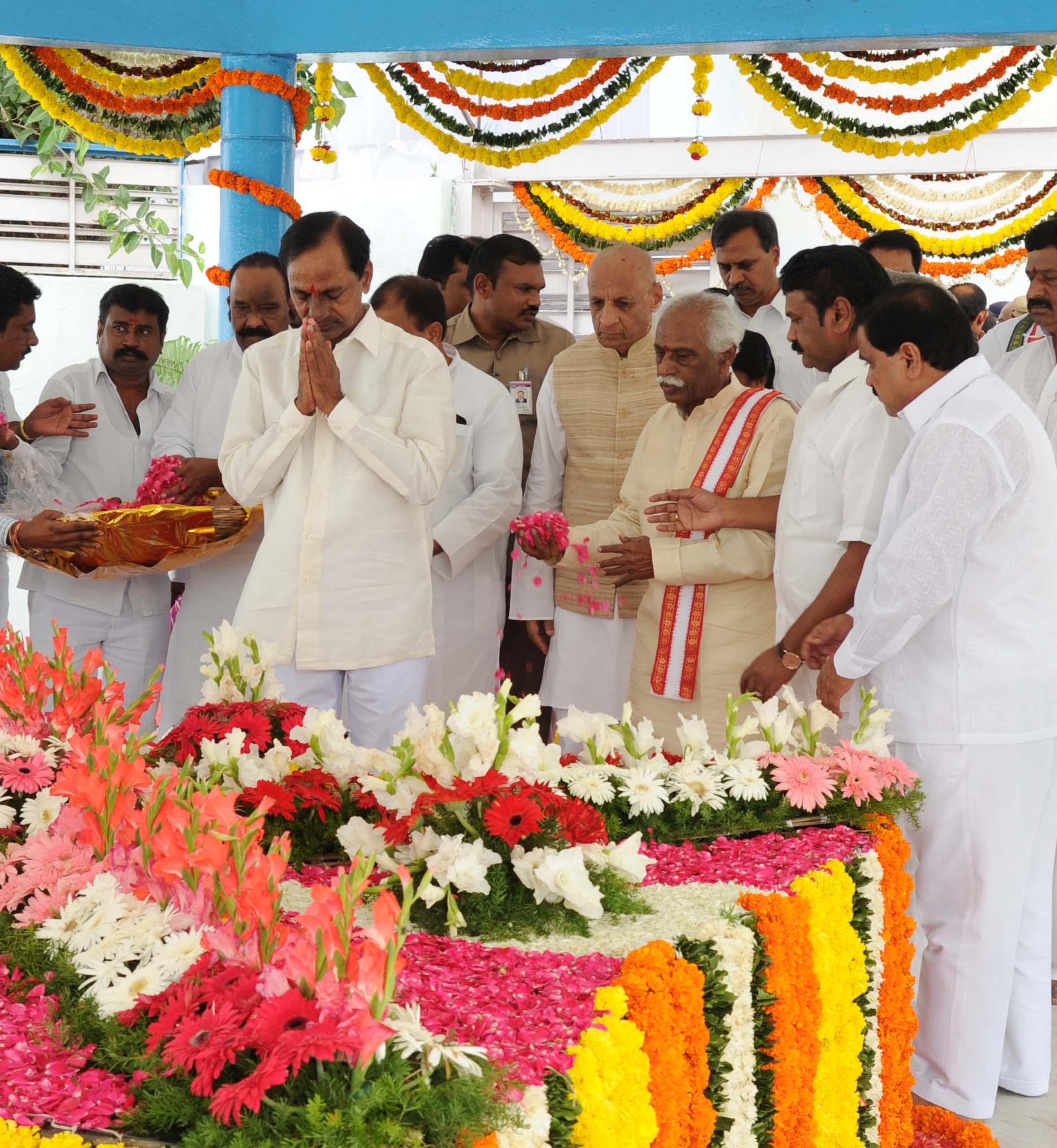 CM KCR and Governer