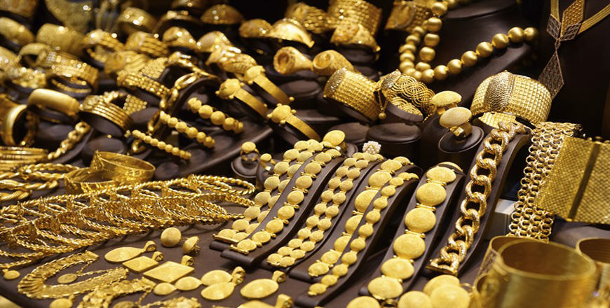 Currency ban brings Gold into focus