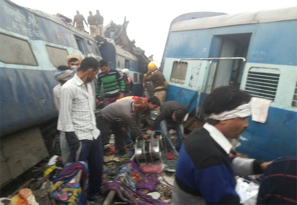 80 killed 150 injured in train accident