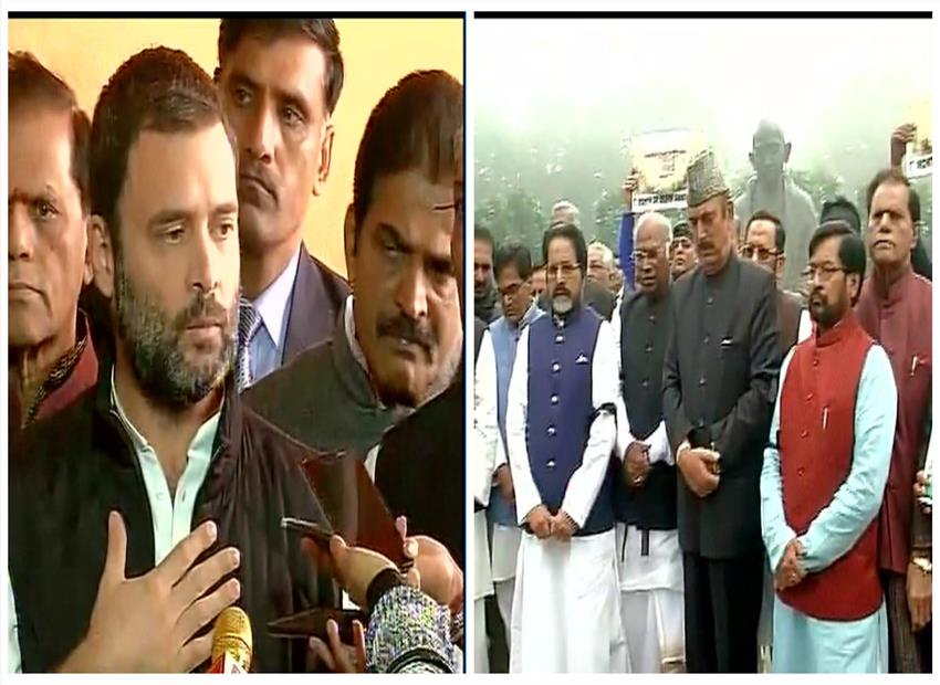 Pay TM is pay to Modi says Rahul 