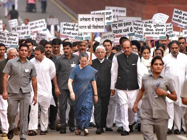 Now Sonia to lead the opposition