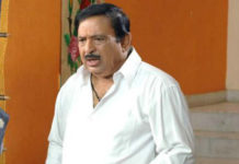 Chandramohan on the border of 1000 movies- Packup chandr amohan