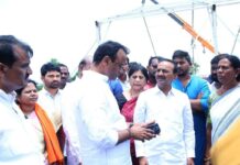 Diwali Gold Dhamaka in Munugode komatireddy rajagopal