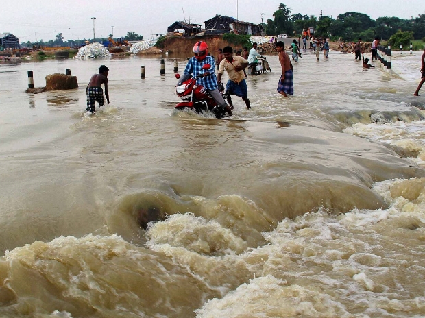 Heavy rains batter Telangana 