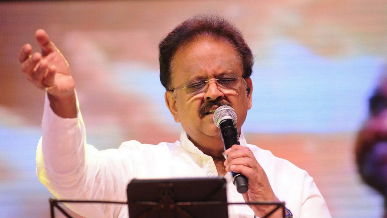 SP Balasubrahmanyam cried 