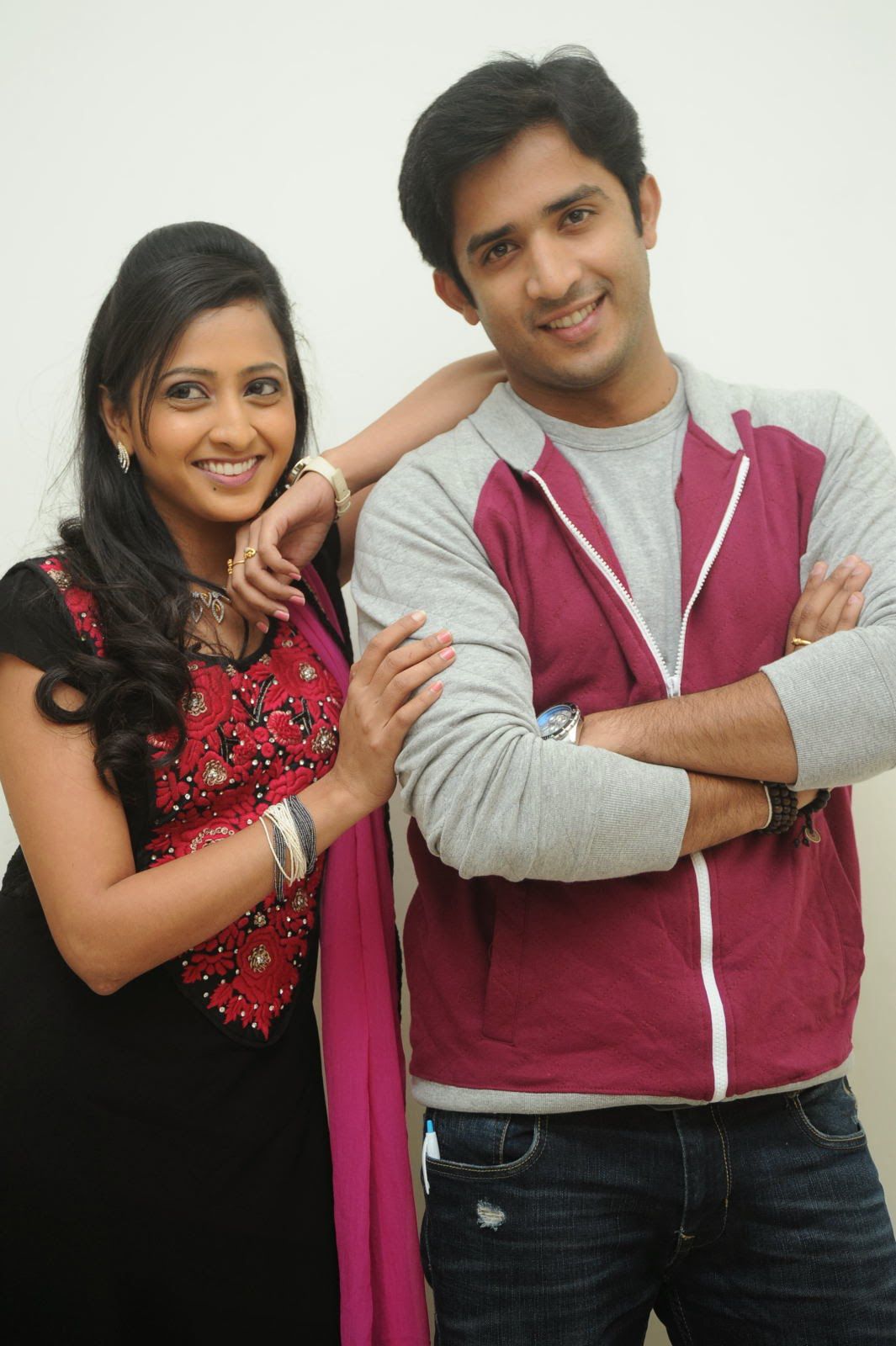 Tv Anchors Ravi and Lasya