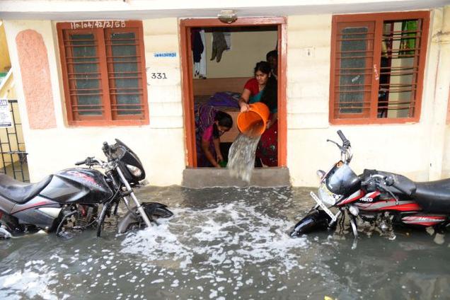 Heavy rains batter Telangana