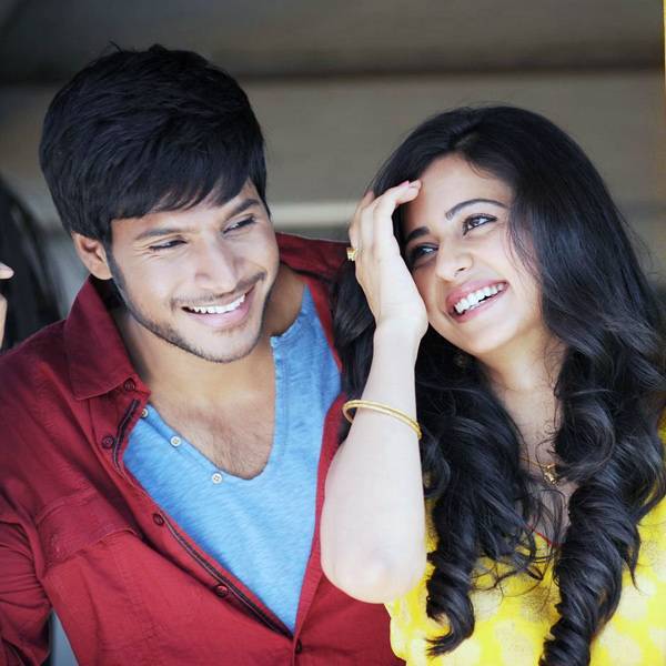 Sandeep-Kishan-and-Rakul-Preet-Singh-in-a-still-from-the-Telugu-movie-Venkatadri-Express