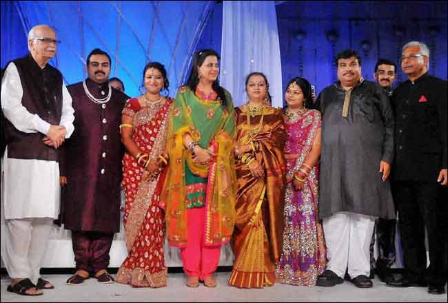 VVIps for Gadkari daughters wedding