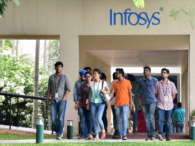  Infosys surprises its staff with 95% variable pay, highest in past 9 quarters