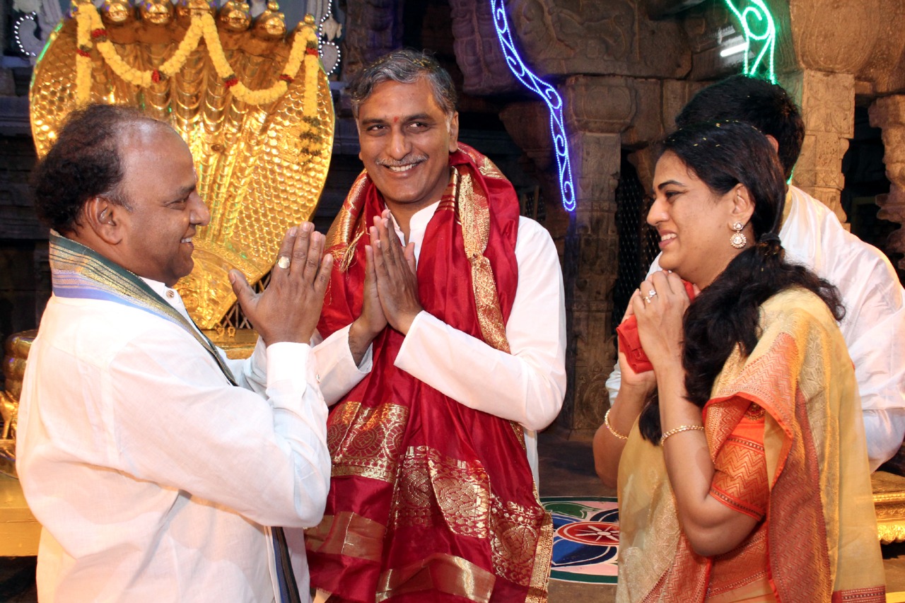   Minister Harish Rao Visits Tirumala Sri Venkateshwara Swamy 