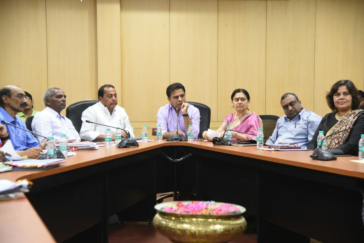 KTR hold meet with steel manufacturers