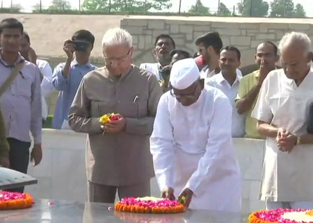  Anna Hazare Returns to Ramlila Maidan
