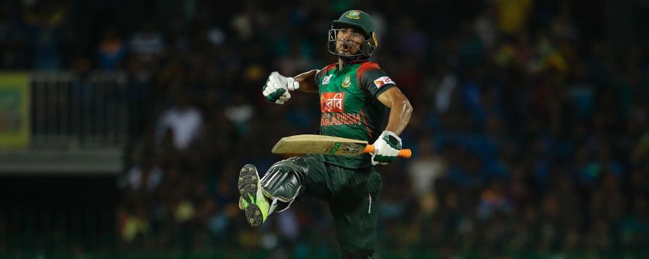 Mahmudullah blitzkrieg takes Bangladesh to final