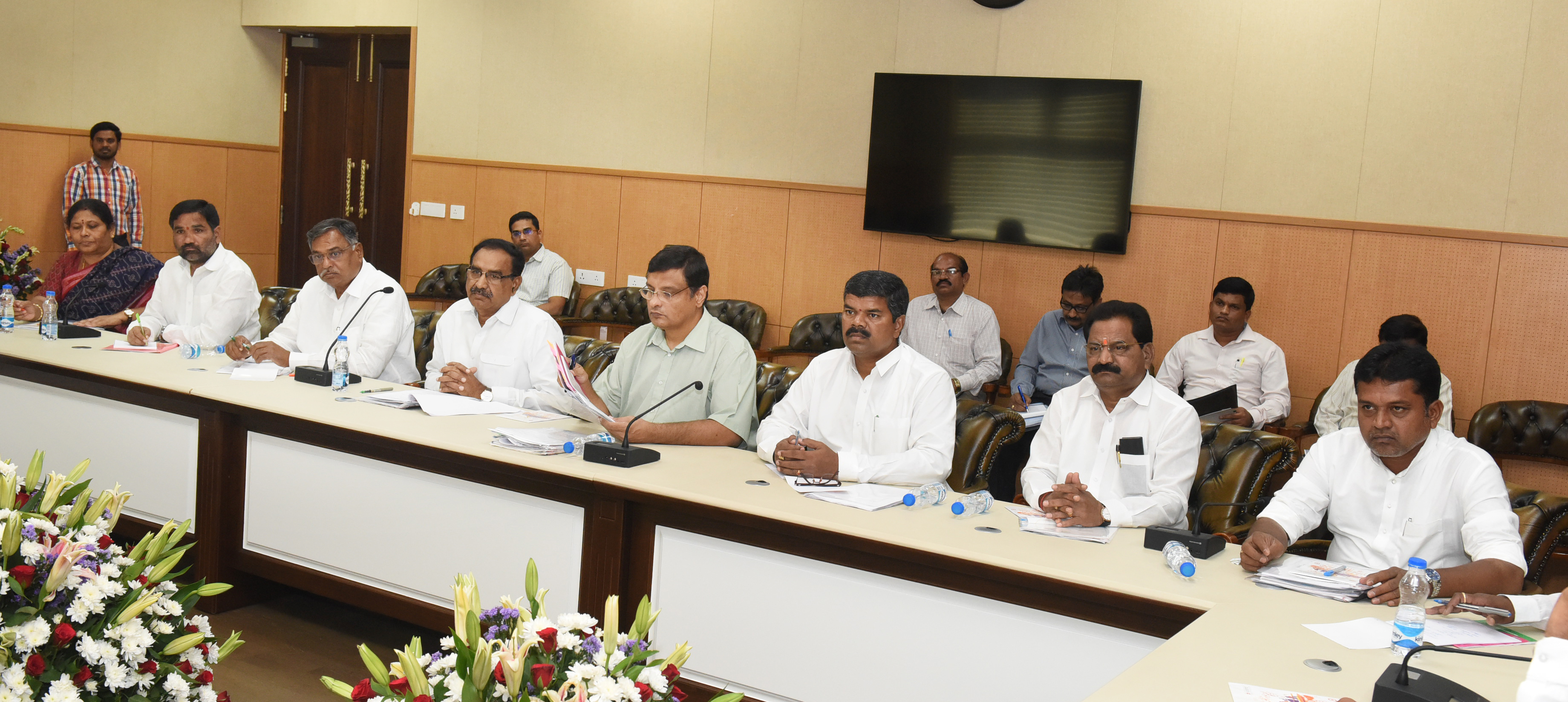  CM KCR Review Over SCCL