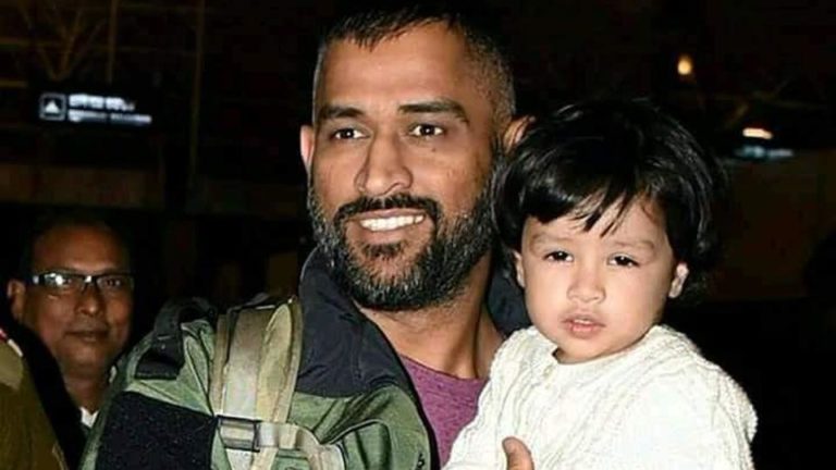 MS Dhoni's daughter Ziva KKR with Shah Rukh Khan- See pic