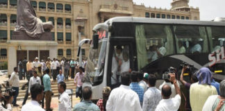 Congress MLAs reach Hyderabad hotel