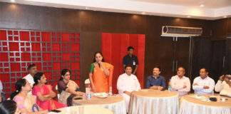 nijamabad mp kavitha is meeting with telangana doctors association