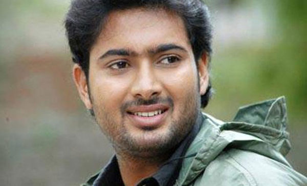 hero uday kiran bioic is directrd by teja?