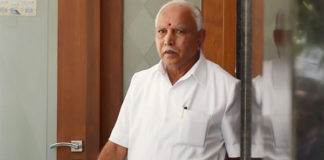 Yeddyurappa meets governor, stakes claim to form government