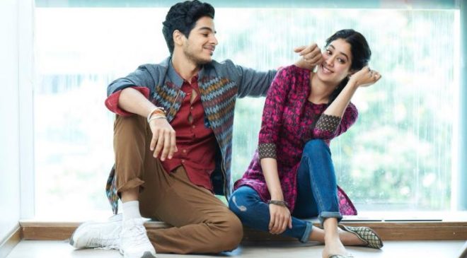 Dhadak-Ishaan-Khatter-and-Janhvi-Kapoor-are-just-being-themselves-in-this-photo