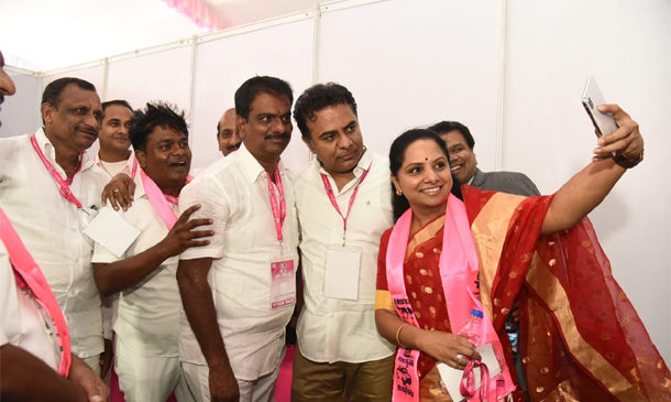 TRS MP Kavitha selfie 
