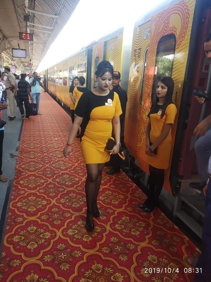 Lucknow Tejas Express