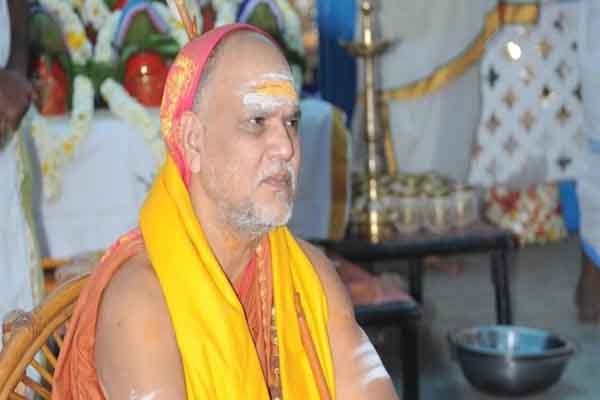 Swami Swaroopanandendra