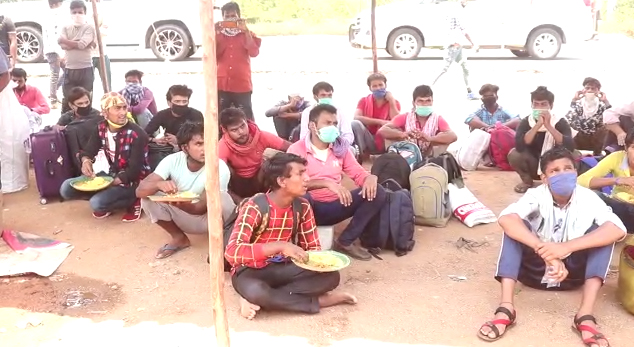 Minister Mallareddy Help To Migrant Workers