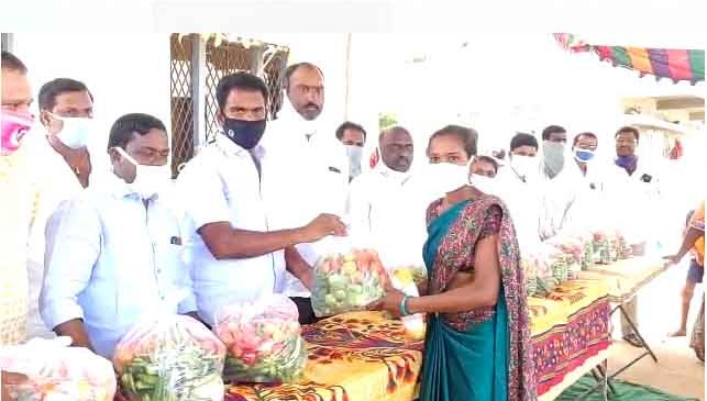 mla marri janardhan reddy distributes groceries