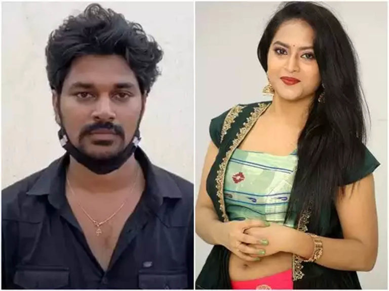 actress sravani