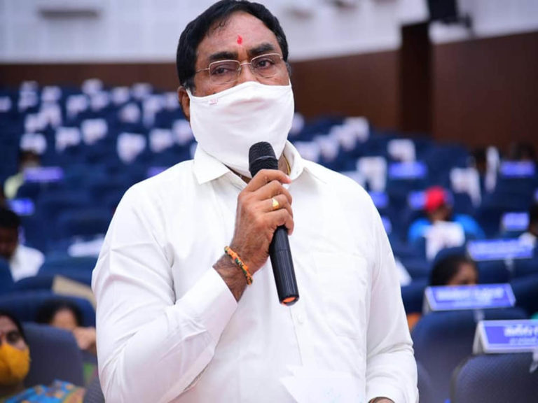 Minister-Errabelli-Dayakar-Rao