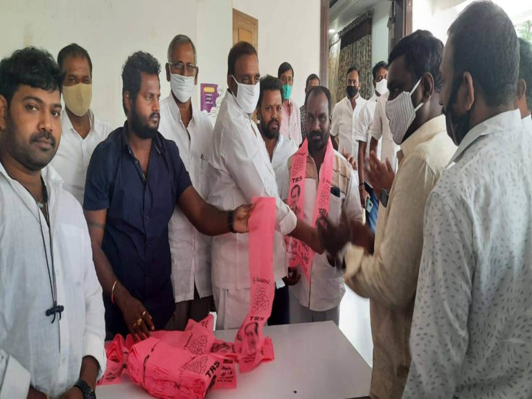 bjp join trs