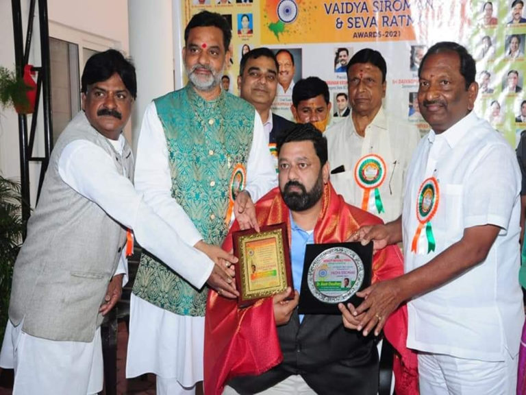 వైద్య వృత్తికి సమాజంలో విశిష్ట స్థానముంది-మంత్రి కొప్పుల