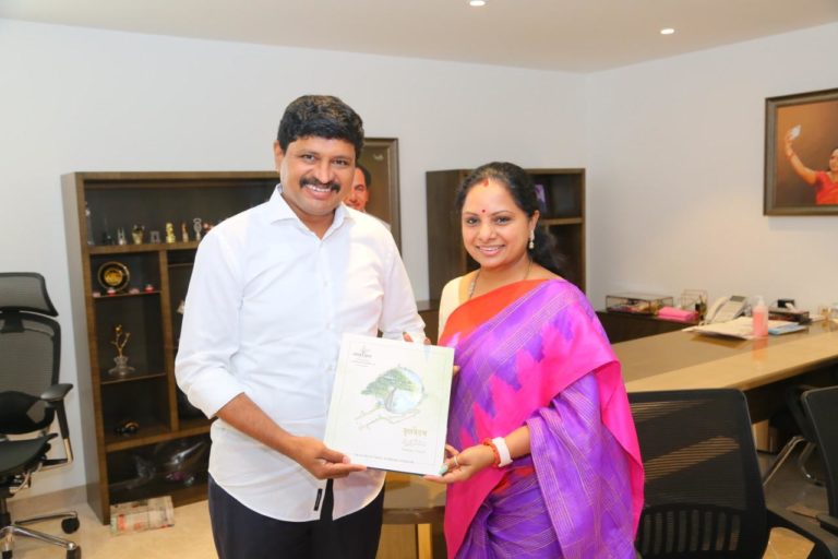 mlc kavitha