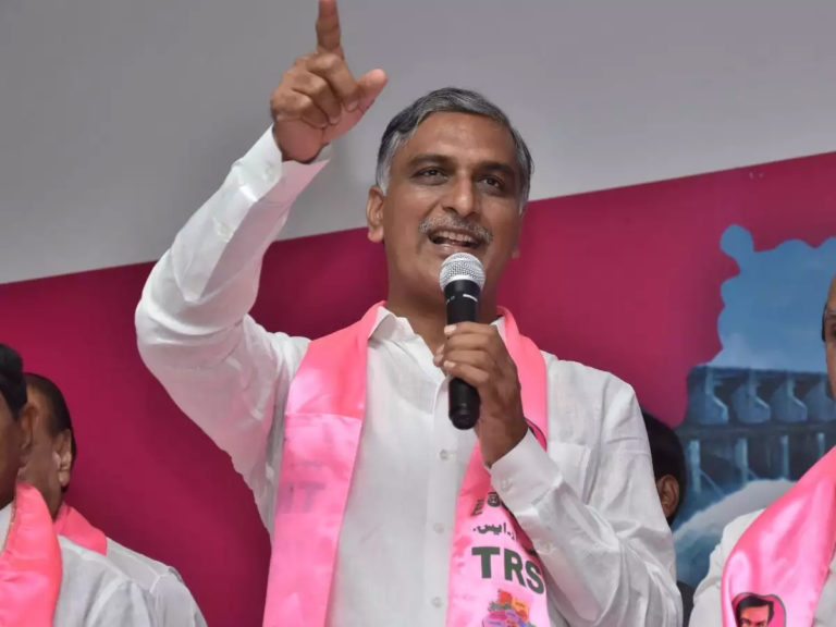 కాంగ్రెస్,బీజేపీకి ఎందుకు ఓటు వేయాలి- మంత్రి