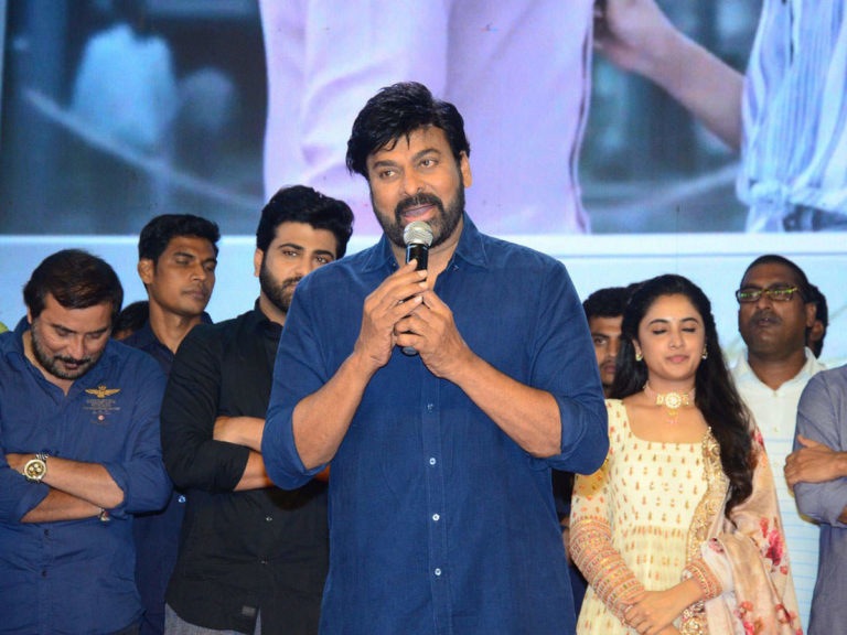 శర్వానంద్‌ మా కుటుంబంలో ఒకడు- చిరు