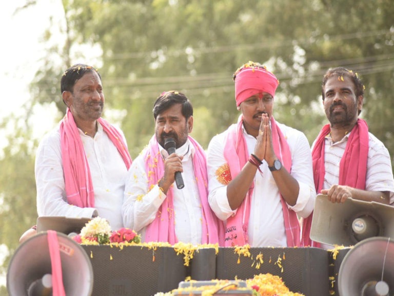 ప్రజలకు మేలు చేయడానికి జనారెడ్డికి 40 ఏండ్లు సరిపోలేదా..?