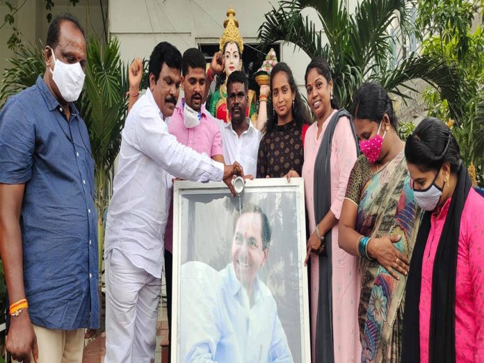 Palabhishekam To CM KCR