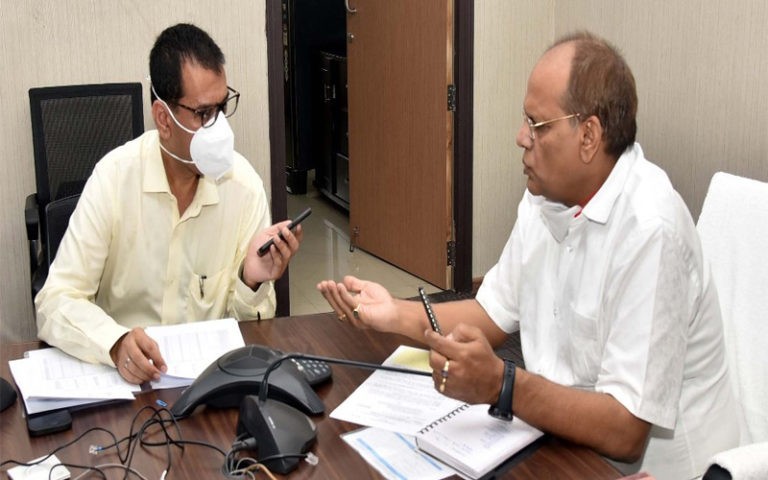 జిల్లా కలెక్టర్లతో సీఎస్‌ సోమేశ్ కుమార్ సమీక్ష..