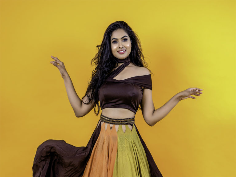 Actress Divi Latest clicks