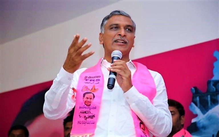 ఈటల వ్యాఖ్యలను తీవ్రంగా ఖండించిన మంత్రి హరీశ్‌..