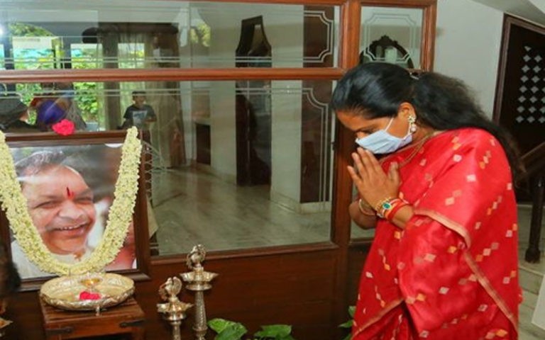 mlc kavitha