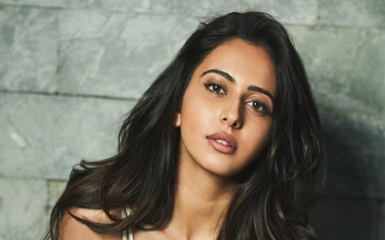 కన్నీరు పెట్టుకున్న రకుల్..