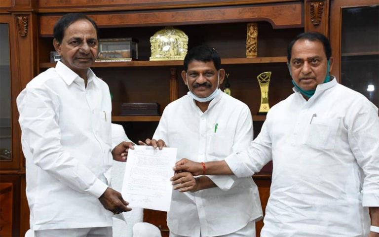 మంత్రి విన్నపంపై సీఎం కేసీఆర్ సానుకూల స్పందన..