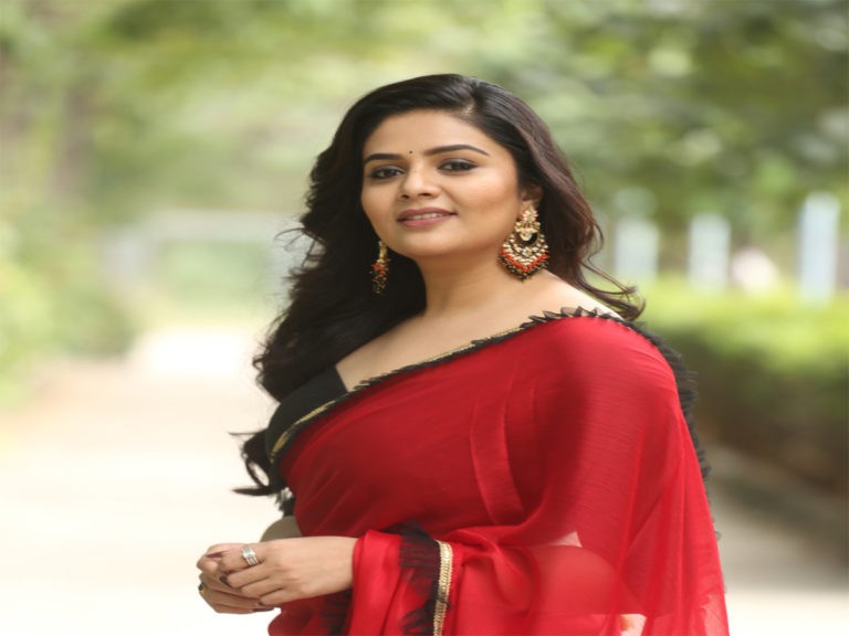 19న శ్రీముఖితో ‘క్రేజీ అంకుల్స్’ వస్తున్నారు..