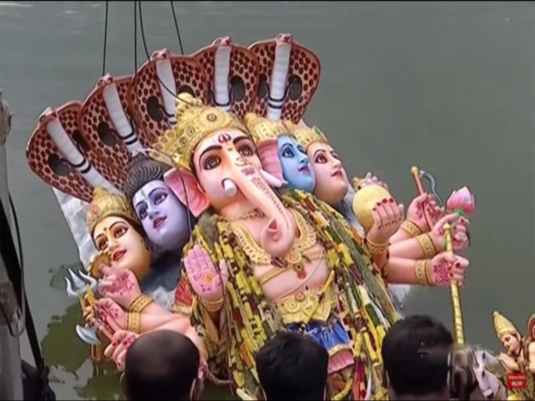 Bada Ganesh Nimajjan 2021