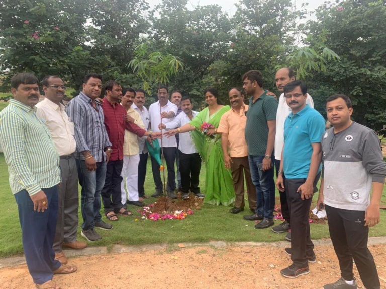 గ్రీన్‌ ఛాలెంజ్‌లో పాల్గొన్న తెలంగాణ బార్ కౌన్సిల్ మెంబర్స్..