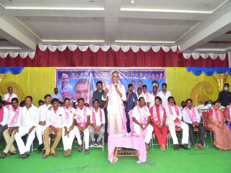 ప్రజలకు ఏం చేస్తారో చెప్పి బీజేపీ ఓట్లు అడగాలి- మంత్రి హరీష్‌