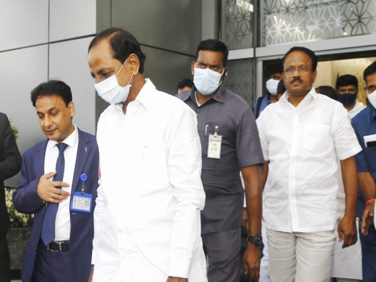 ఢిల్లీకి చేరుకున్న సీఎం కేసీఆర్..